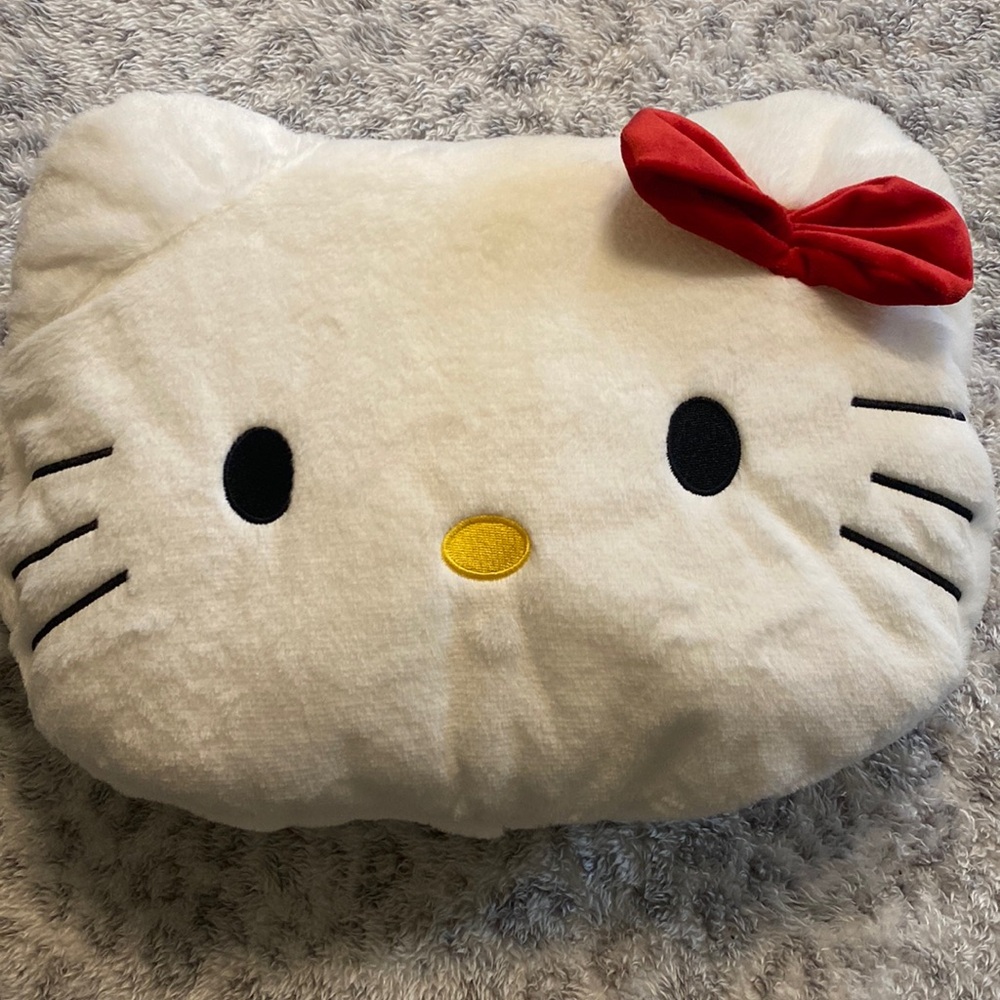 Hello Kitty Pillow